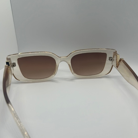 Chic Beige Rectangle Sunglasses with V Detail - Trendy Fashion Shades